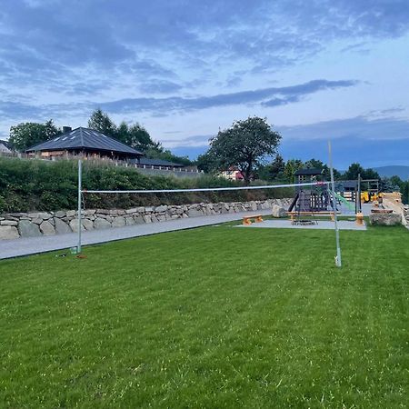 Domek Drewniany W Gorach Jacuzzi & Balia - Osada Chelm Stroza  Buitenkant foto