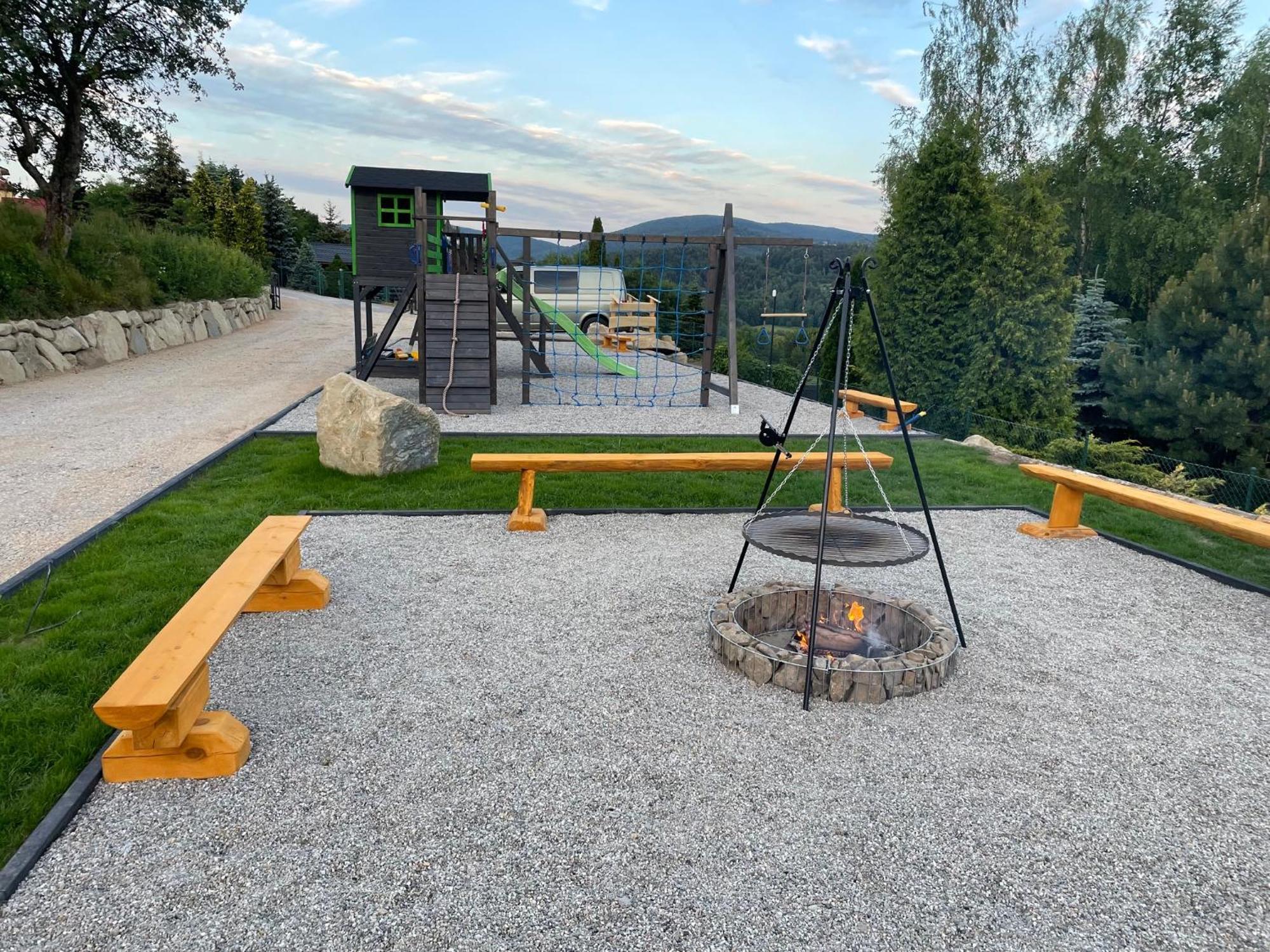 Domek Drewniany W Gorach Jacuzzi & Balia - Osada Chelm Stroza  Buitenkant foto