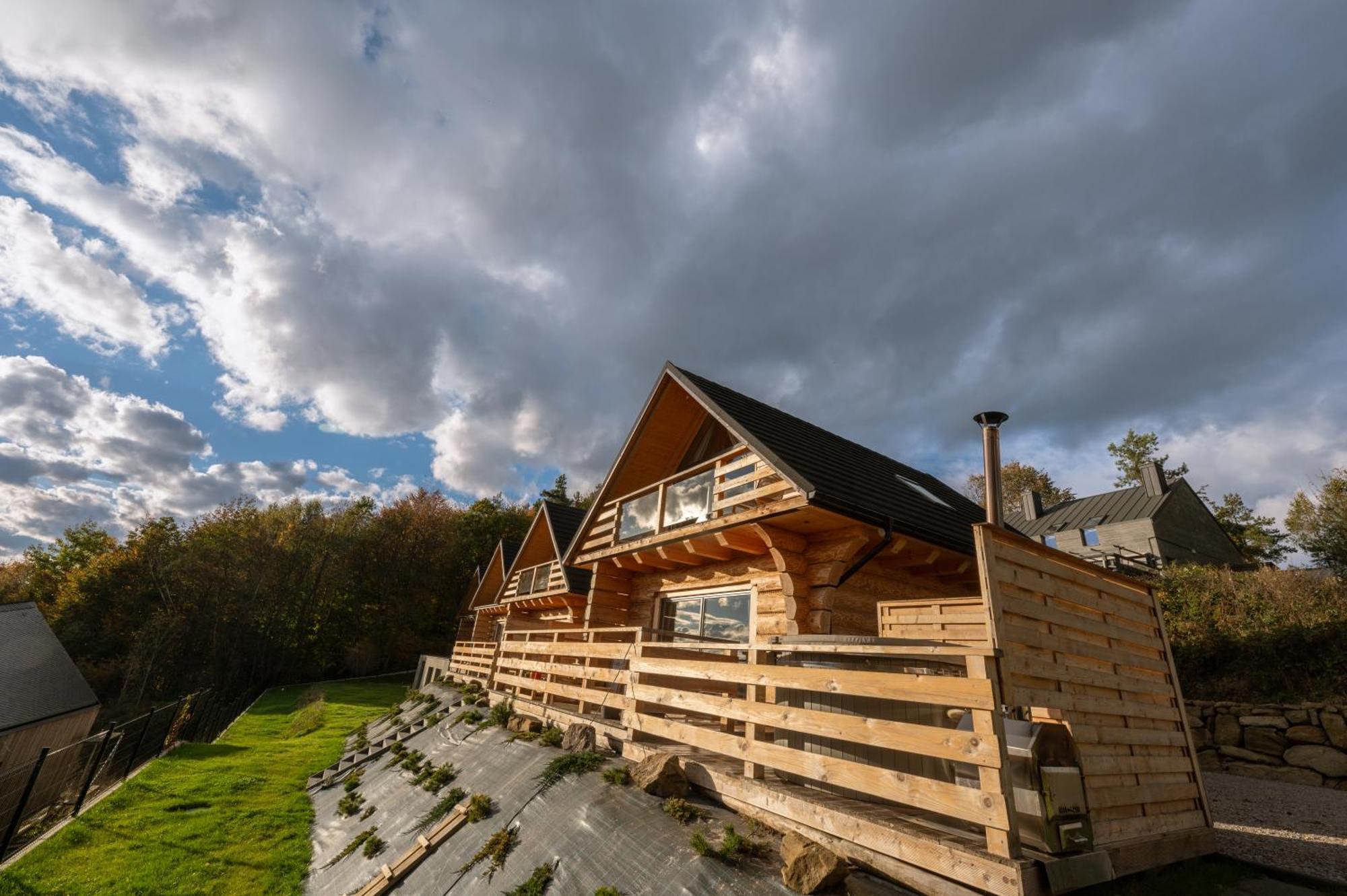 Domek Drewniany W Gorach Jacuzzi & Balia - Osada Chelm Stroza  Buitenkant foto